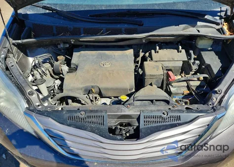 2016 Toyota Sienna Xle 8-Passenger from USA, damaged, VIN 5TDYK3DC7GS742230